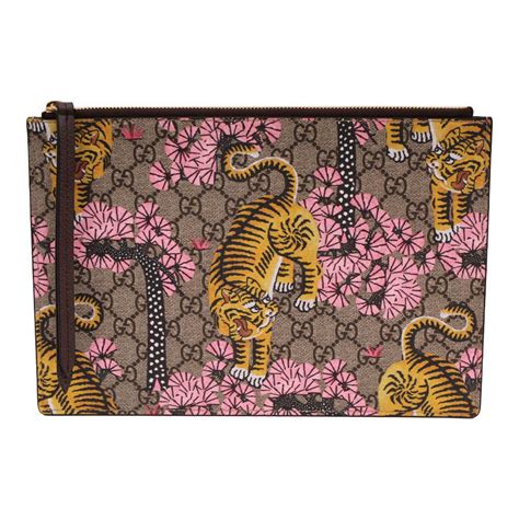 gucci tiger clutch|gucci guccissima clutch.